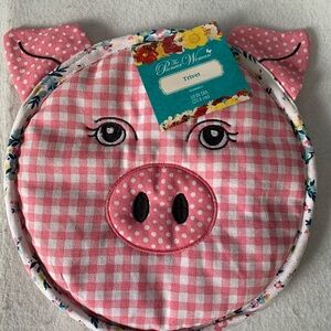 The Pioneer Woman Pink Gingham & Dots Piggy Trivet